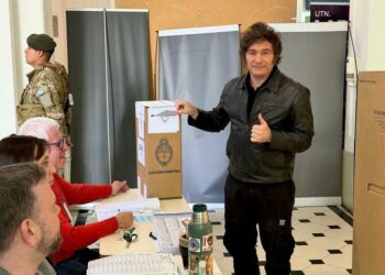 Milei logra mayoría legislativa y refuerza su plan de reformas en Argentina