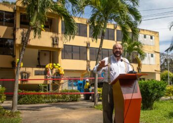 Miguel Kattan resalta que la administración Bukele prioriza la educación y la alimentación