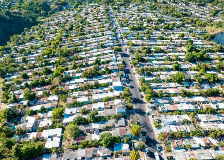 Ministerio de Vivienda recupera más de 11 mil inmuebles con el modelo Bukele de seguridad