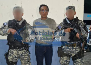 Hombre detenido en Santa Ana por presuntamente hurtar $800 a una adulta mayor