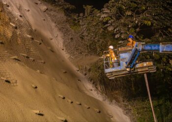 Emergencias por lluvias suman 940 casos atendidos mientras se garantiza la circulación en todo el país
