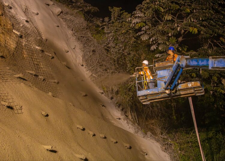 Emergencias por lluvias suman 940 casos atendidos mientras se garantiza la circulación en todo el país