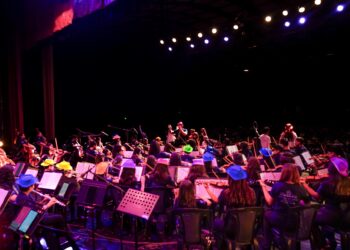 Niños y familias disfrutan de la música y el juego en el Mes de la Niñez gracias a la Escuela Nacional de Música