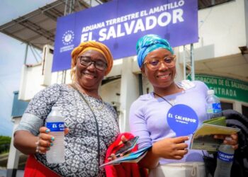 El Salvador se consolida como destino turístico para hondureños en Semana Morazánica