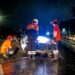 Accidente en paso a desnivel provoca derrame de aceite