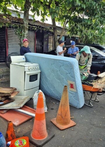 Alcaldía impulsa recolección de desechos voluminosos para prevenir inundaciones