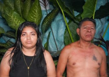 Desmantelan red de extranjeros y salvadoreños que robaban en los autobuses