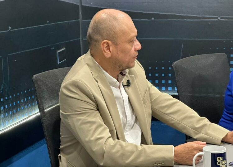 Marvin Aguilar ironiza: “La ministra nos va a quitar la J a los migueleños»