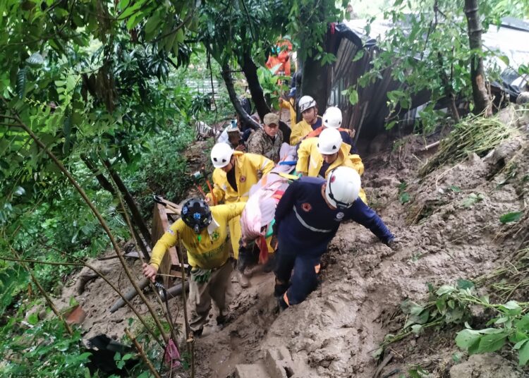 Una mujer murió soterrada en Ciudad Delgado