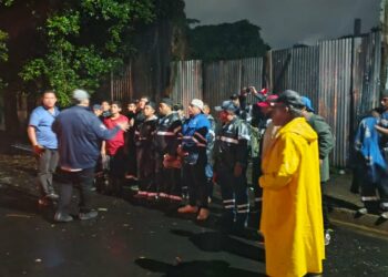 Alcalde Gustavo Acevedo activa cuadrillas municipales para limpiar y rehabilitar zonas afectadas por las lluvias en Santa Ana