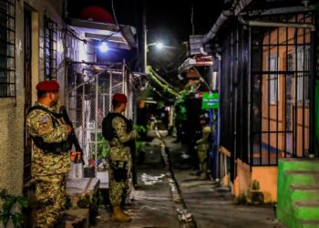 Extienden el régimen de excepción para proteger a los salvadoreños