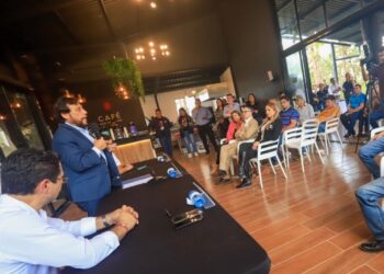 Vicepresidente Ulloa participa en inauguración de nuevo espacio para consumir café salvadoreño