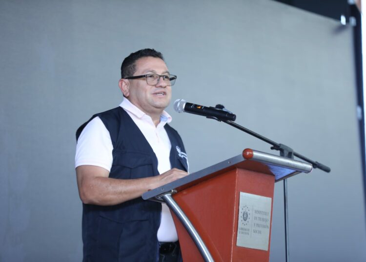 Ministerio de Trabajo exhorta a empresas de construcción a garantizar seguridad de sus empleados ante actual clima