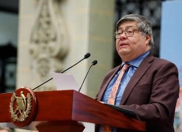 Emiten orden de captura para exministro de Gobernación de Guatemala