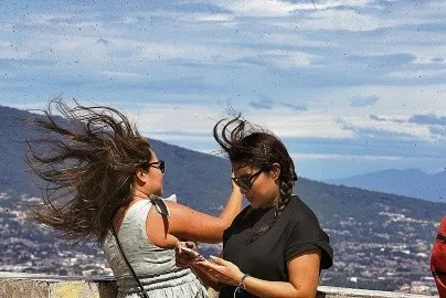 Llega a El Salvador el primer frente frío de la temporada