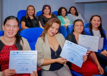 CONAMYPE gradúa a 126 emprendedoras de su diplomado “Mujeres y Negocios”
