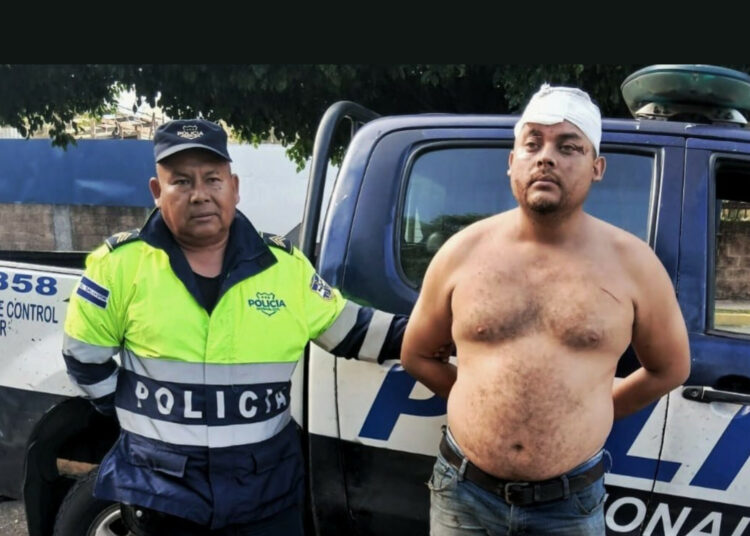 Conductor bajo los efectos del alcohol causa que copiloto pierda la vida decapitado