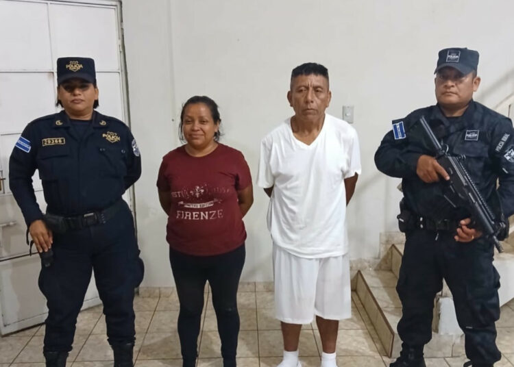 Violenta pelea en una cantina deja a un hombre herido en Santa Cruz Michapa