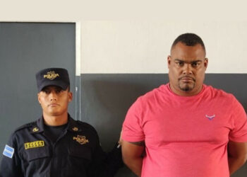 Detienen a panameño que intentaba sacar del país fertilizantes y dinero sin declarar