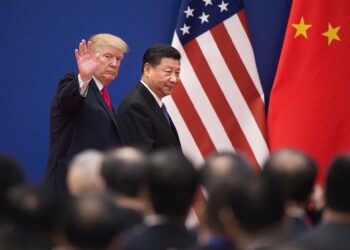 Trump y Xi Jinping alcanzan acuerdos comerciales clave en Busan, con reducción de aranceles y reactivación de comercio agrícola