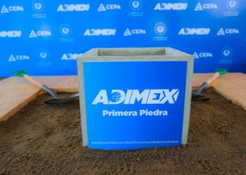 Gobierno impulsa modernización de la terminal de carga del Aeropuerto Internacional de El Salvador