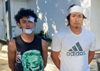 Dos jóvenes motociclistas en estado de ebriedad provocan accidentes y dejan tres personas lesionadas en La Paz