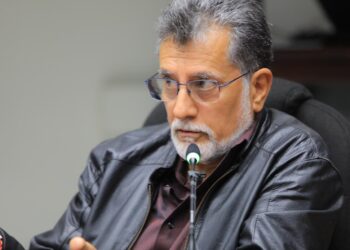 Ex diputado Schafik Hándal enfrenta proceso penal por presunta falsedad