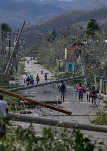 El Salvador moviliza ayuda humanitaria a Jamaica tras devastador huracán Melissa de categoría 5