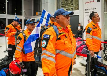 Segundo contingente sale de El Salvador con ayuda humanitaria hacia Jamaica