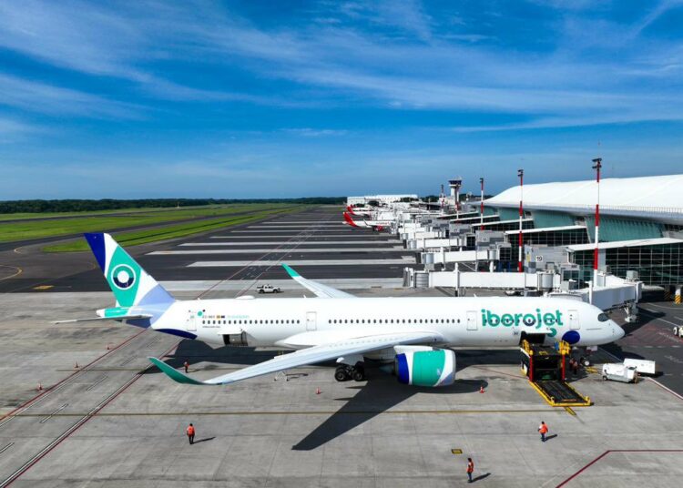 Vuelo chárter de Iberojet demuestra capacidad operativa del Aeropuerto Internacional de El Salvador