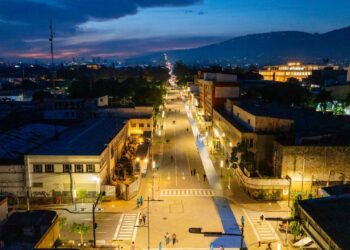 El Corredor Urbano Rubén Darío transforma el corazón de San Salvador en un espacio moderno y vibrante