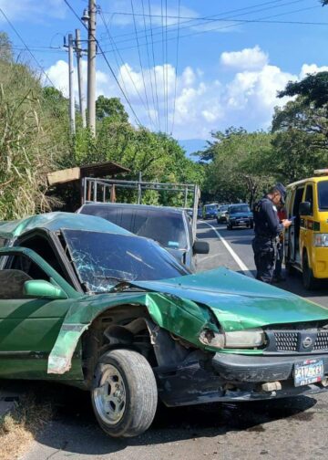 Cuatro personas resultan heridas en triple accidente sobre carretera Panamericana