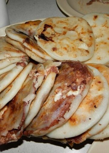 La tradición salvadoreña se celebran en el Festival de la Pupusa 2025