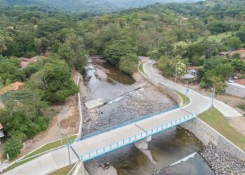 Puente de 40 metros en Lislique impulsa la conectividad y el desarrollo en La Unión Norte