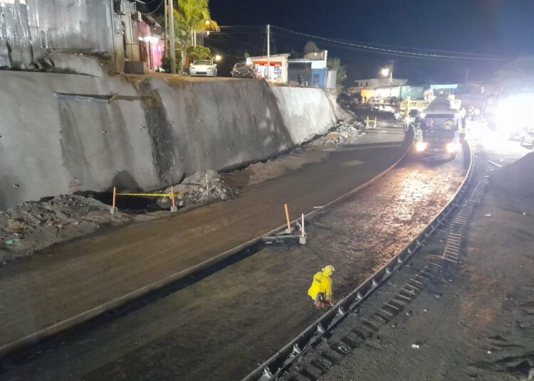 Trabajos nocturnos de pavimentación avanzan en carretera del Litoral