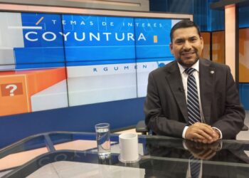 Diputado de ARENA señala crisis en las pensiones pese a que su partido originó la privatización