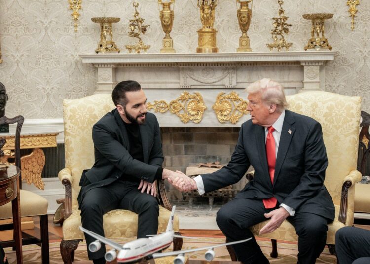 Trump agradece a Bukele y afirma que el Cecot será la prisión más grande jamás construida