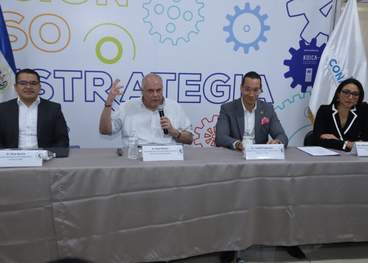 Modernización y nuevas herramientas buscan agilizar la formalización de las MYPE en El Salvador