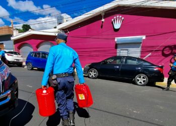 Retiran obstáculos en Masferrer Norte como parte del plan de ordenamiento en San Salvador Centro