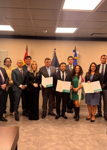 El Salvador y Bolivia fortalecen sus lazos económicos con la creación de una Cámara Binacional