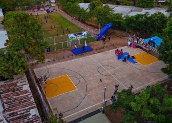 Santa Ana Centro entrega nueva cancha para fomentar deporte y convivencia juvenil