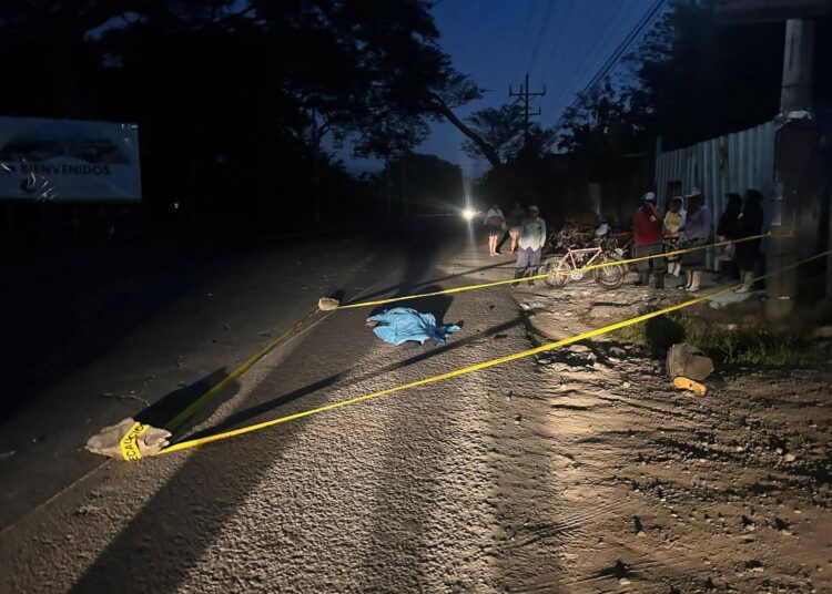 Ciclista de la tercera edad muere tras ser atropellado en el desvío de La Cabaña