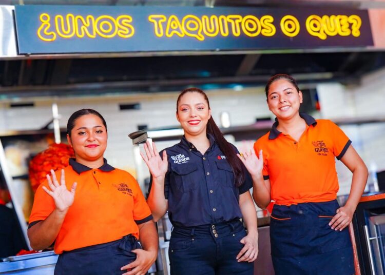 Los Güeros abre nueva sucursal en edificio histórico del Centro de San Salvador