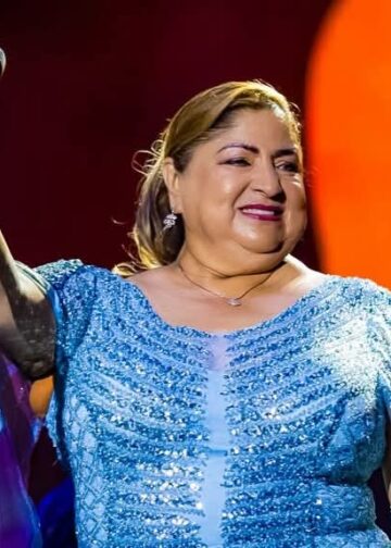 Los Hermanos Flores desatan el baile en el Carnaval de San Miguel