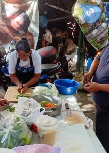 Militantes del FMLN inician recaudación de fondos con ventas y convivios para fortalecer al partido