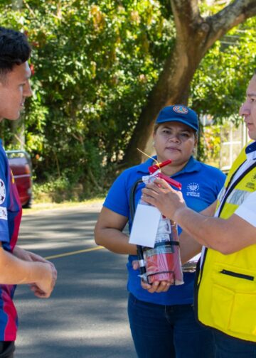 VMT concientiza a motociclistas en el marco de su día nacional