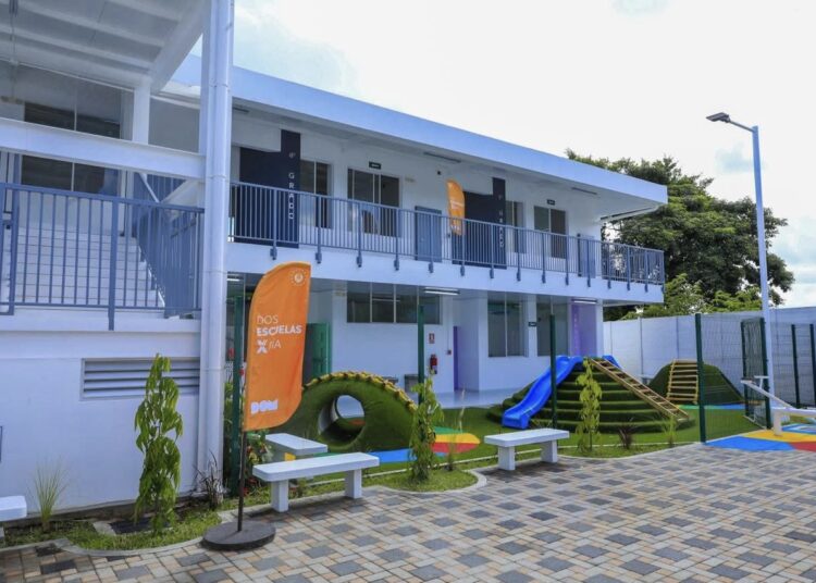 El Presidente Nayib Bukele invita a los salvadoreños a la inauguración de 70 escuelas del programa #DosEscuelasXDía