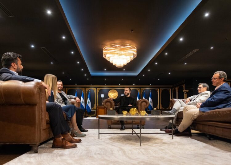 «La salud ahora pertenece a todos por igual»