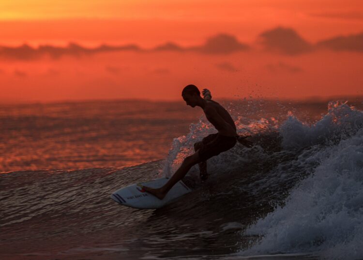 Surfistas de Asia, Europa y América compiten en Punta Mango durante el ALAS Global Finals 2025