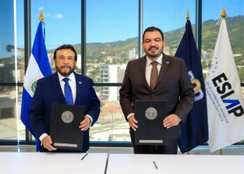 Vicepresidente Félix Ulloa y PGR establecen alianza para fortalecer y modernizar el servicio público